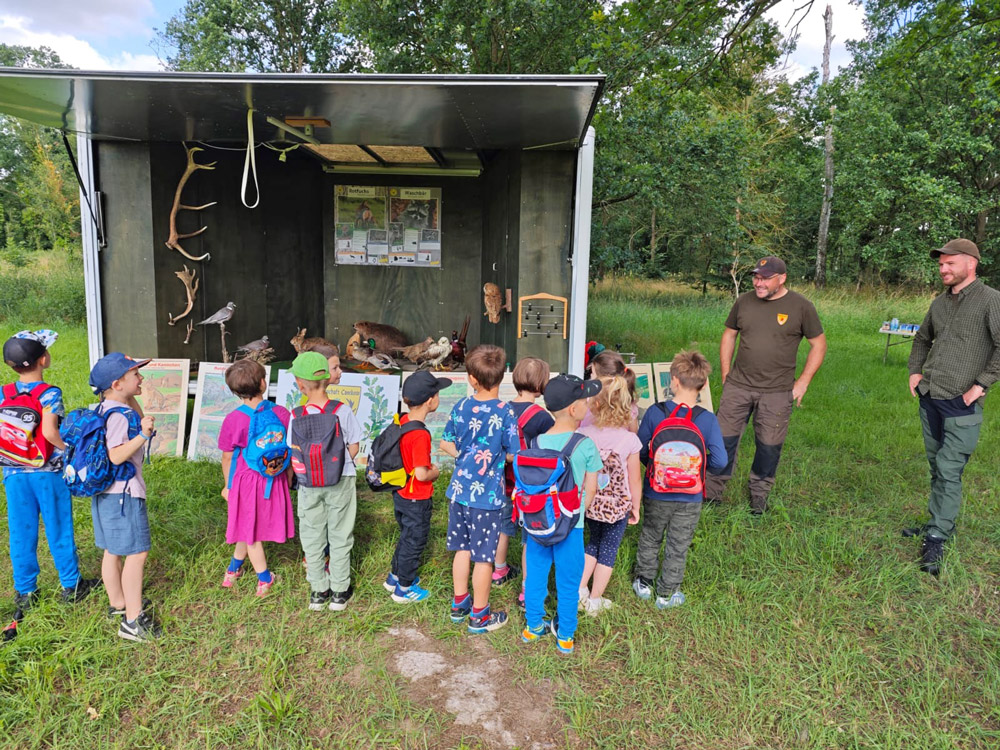Lernort Natur in der Uckermark: Ein lehrreiches Erlebnis für Jung und Alt - präsentiert durch die Jägerschaft Casekow